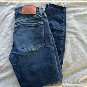 Lucky Brand Jeans mid rise skinny 6/28